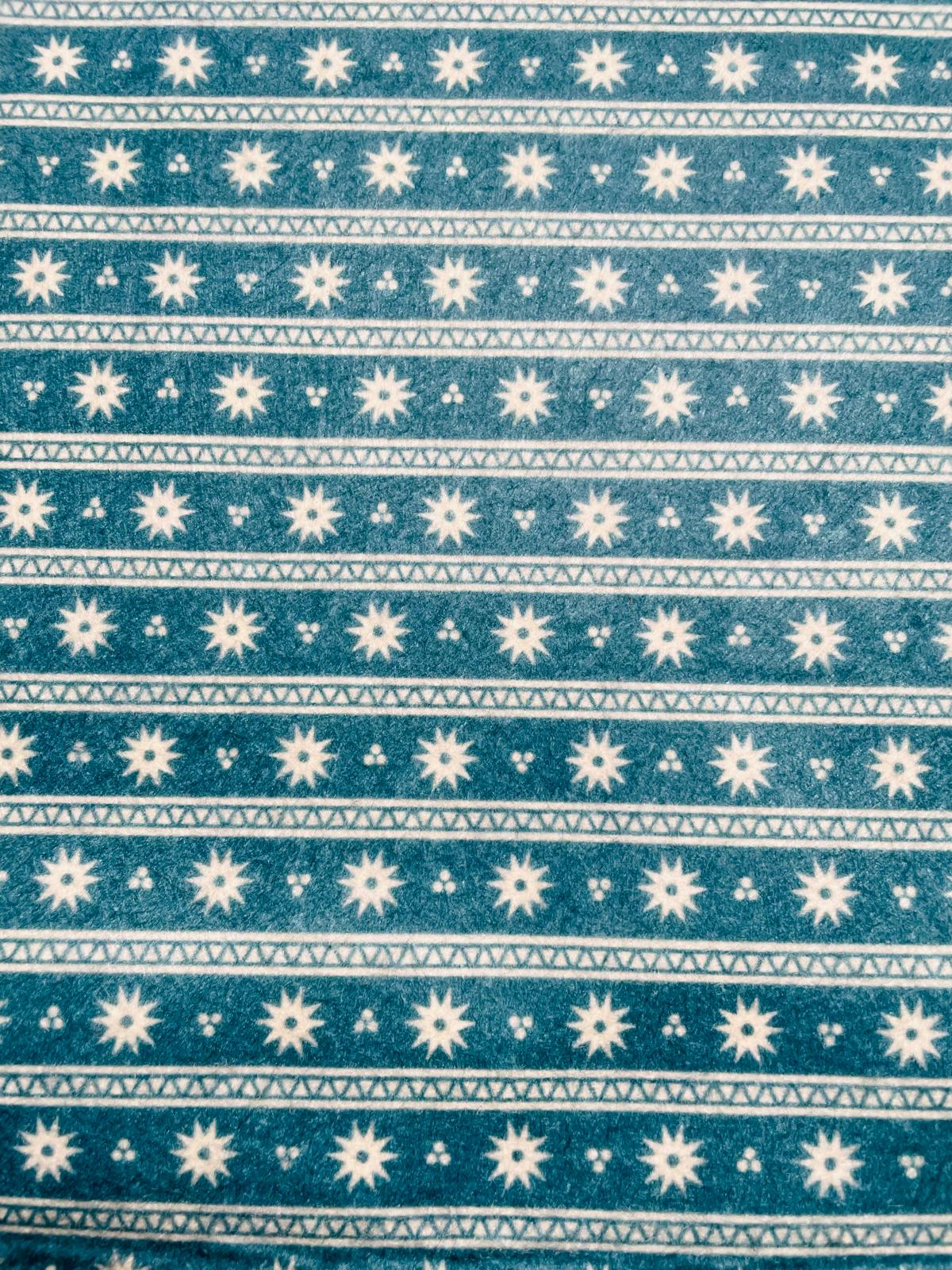 Pannolenci 50x40 cm Ricami e Neve Verde Ottanio