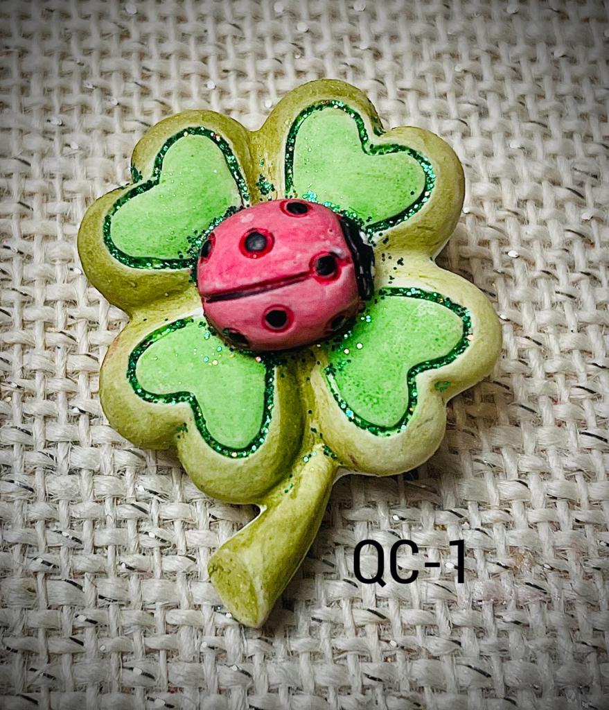 Quadrifoglio con coccinella