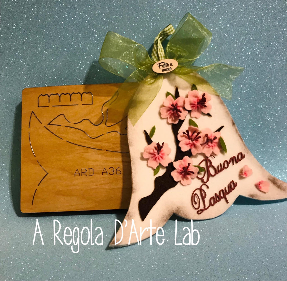 Fustella "CAMPANA con RAMO CILIEGIO"